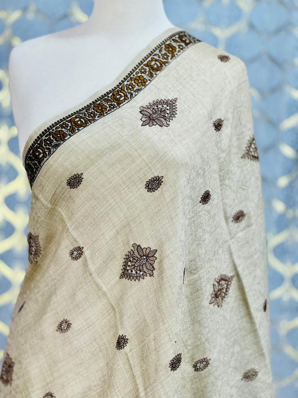 Pashamina shawl